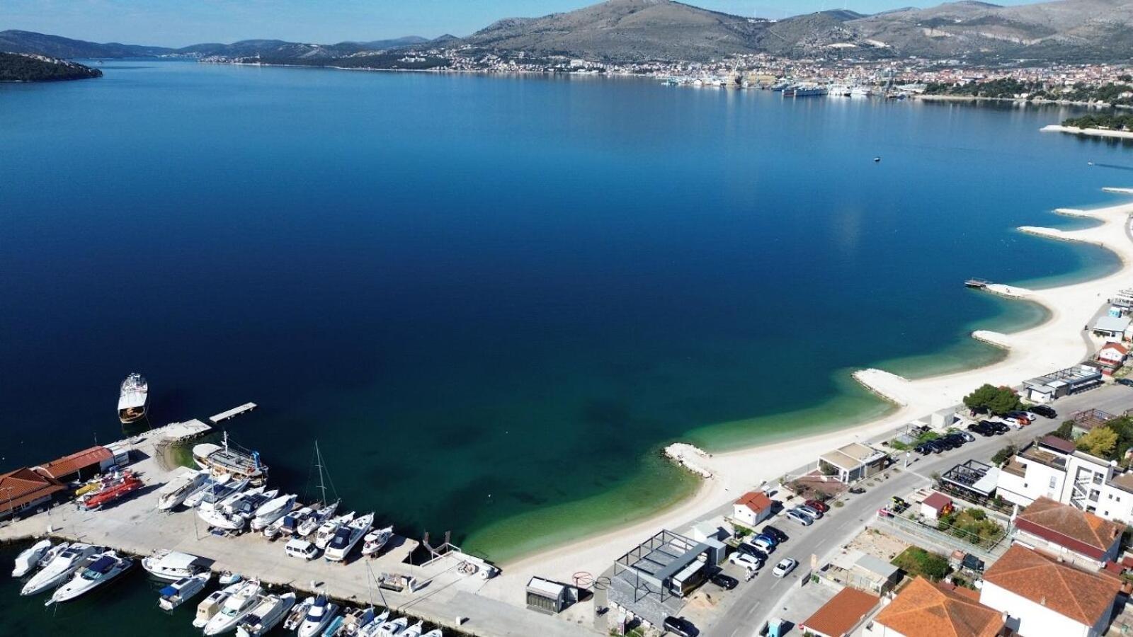 Apartments Anna Trogir Exterior foto